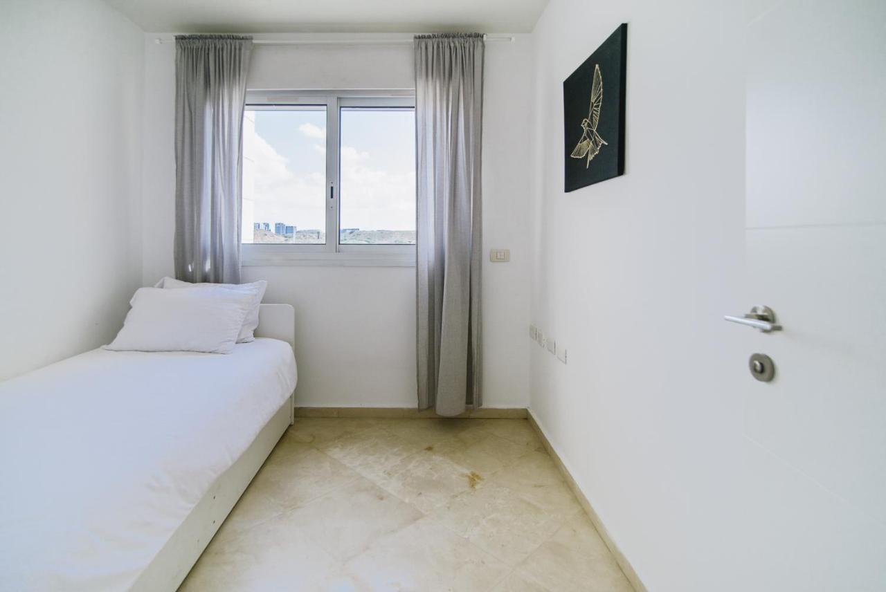 Marina Apartments By Olala Homes Herzelia Exterior foto